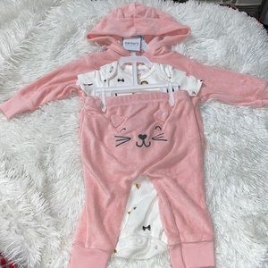 Brand new towel like set